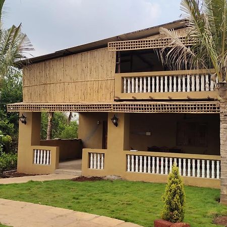 Vita Farms Titwala Exterior foto